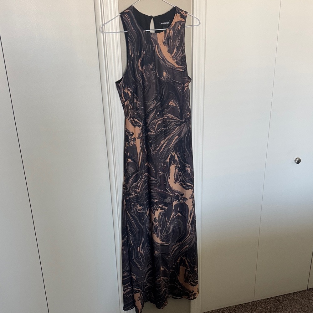 Express Black and Cream Marble Maxi Dress